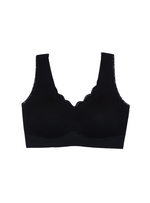 Premium Remi Lace Plus Size Seamless Wireless Paded Push Up Bralette in Black