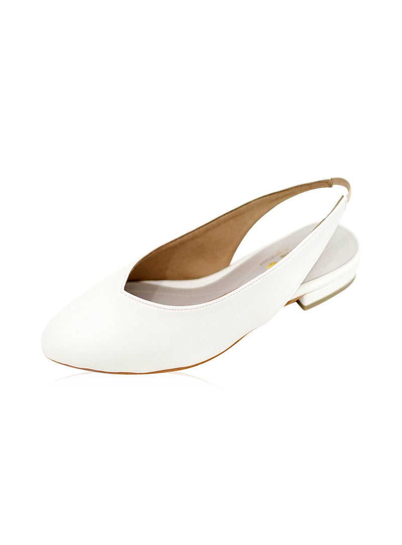 Layla Flats in White [REJECT]