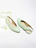 Layla Flats in Sage [Reject]