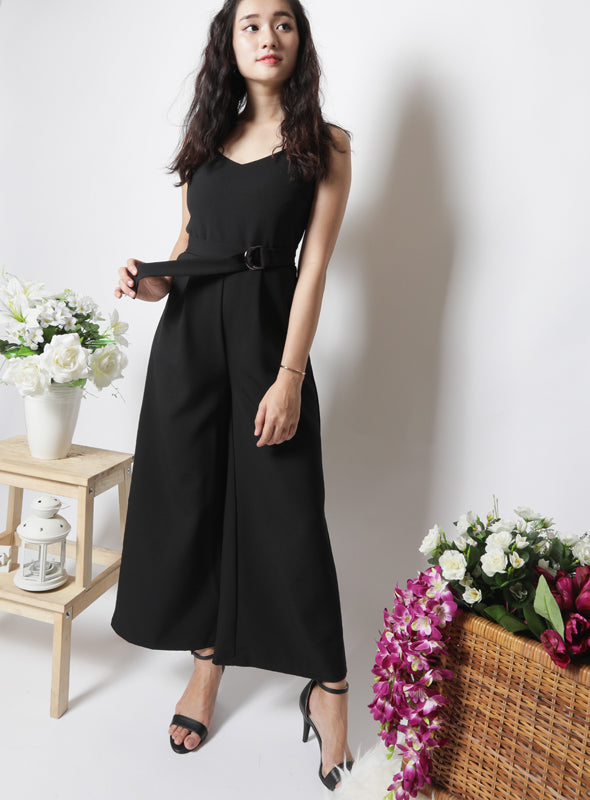 Lydia Jumpsuit in Black (Defect - Zip Spoilt)