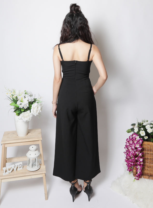 Lydia Jumpsuit in Black (Defect - Zip Spoilt)